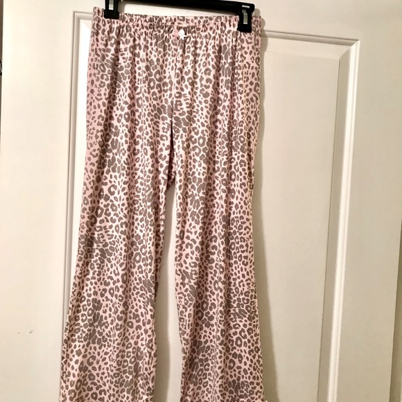 💋HotKiss Pajamas - Picture 3 of 8